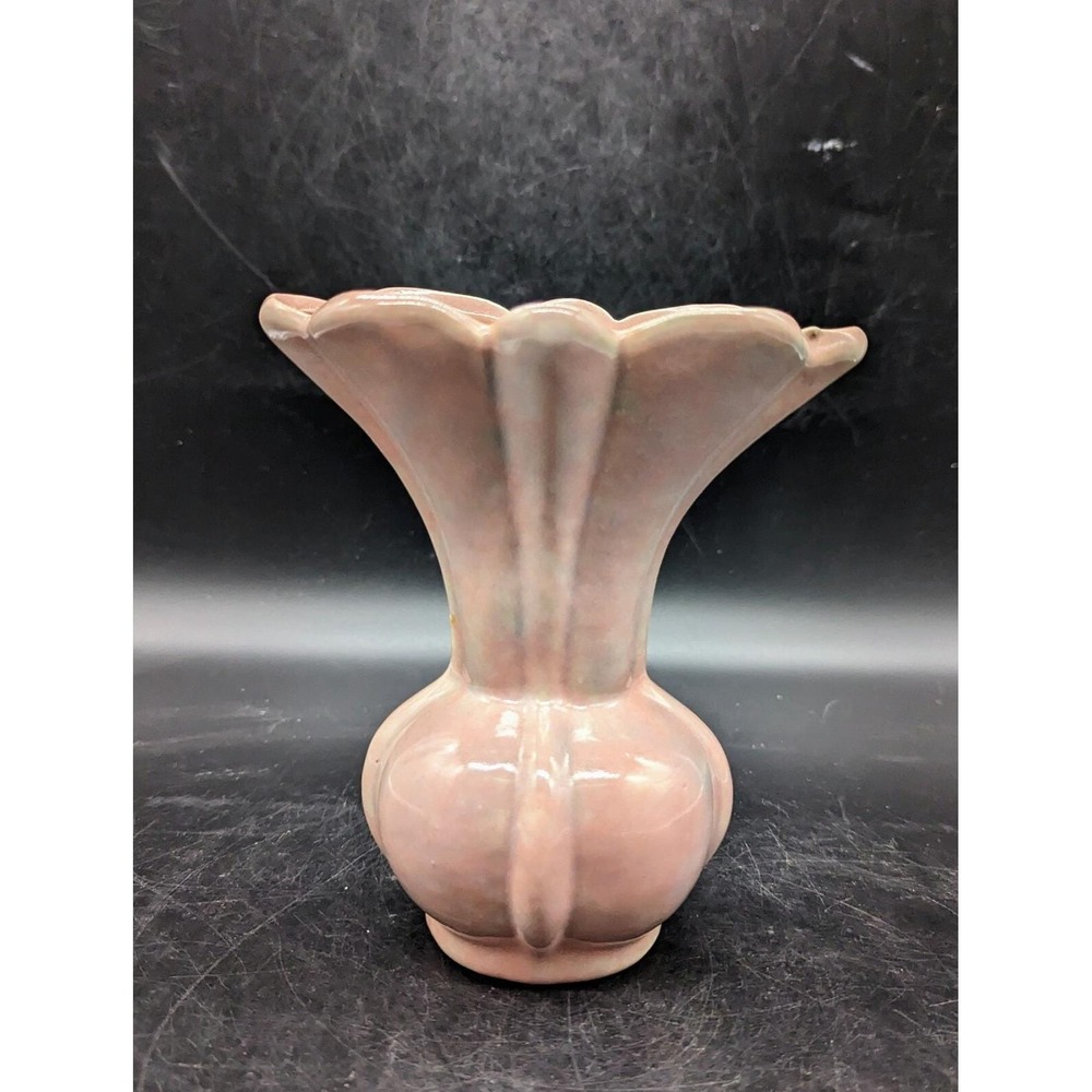 Vintage Pink Art Deco Gonder Pottery Fan Bud Base 6.25"